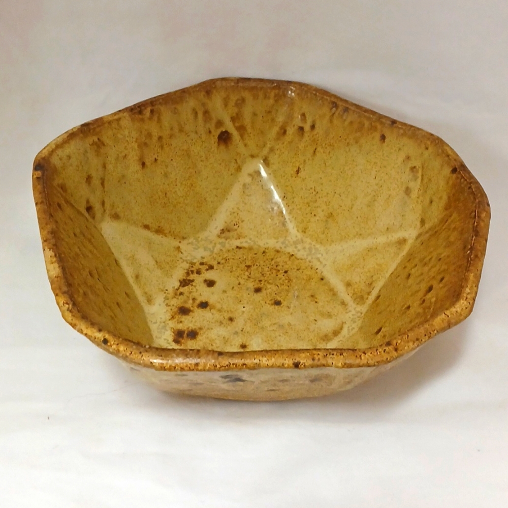 Stoneware ceramic 5 star bowl